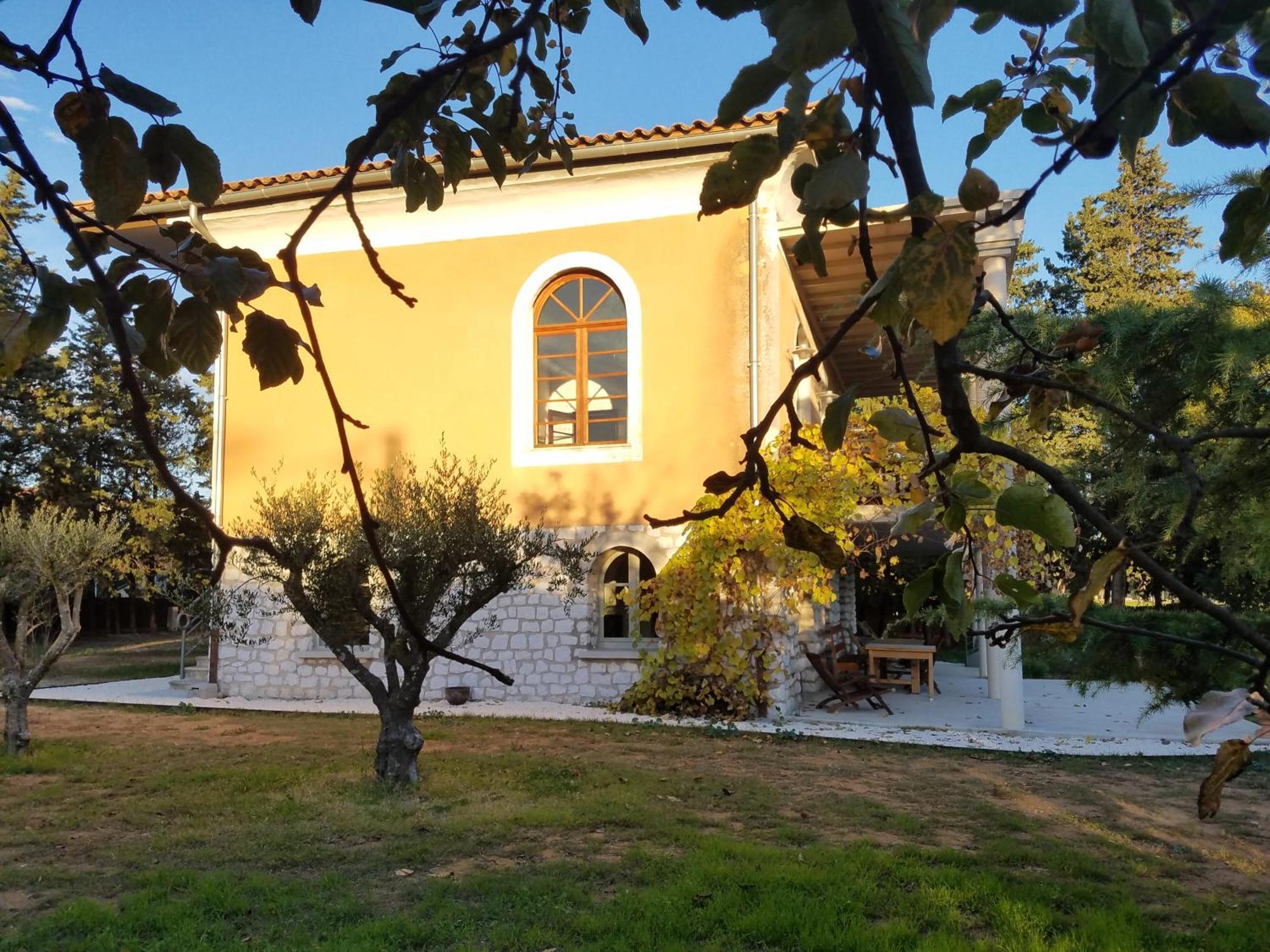 Apartamento La Provencale Uzès Exterior foto
